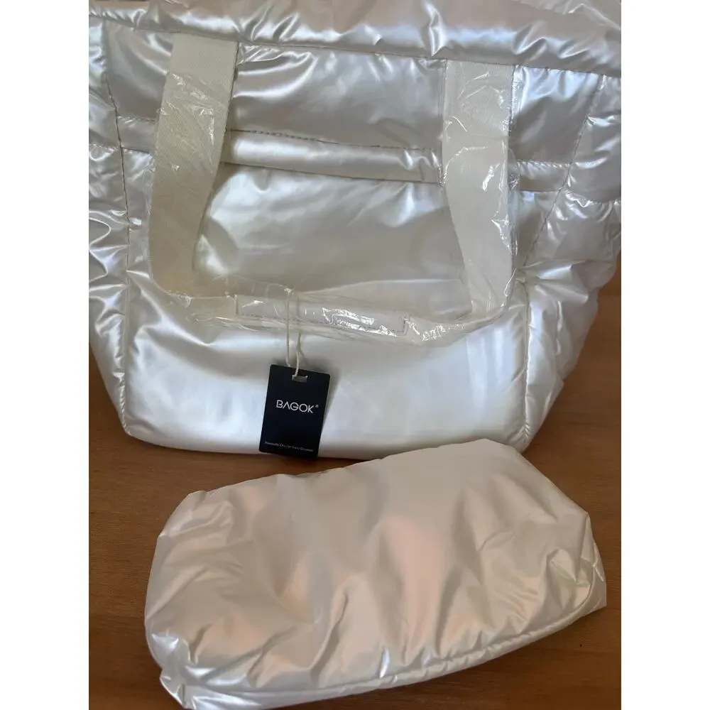 Puffer Tote Bag White iridescent with matching pouch set Bagok